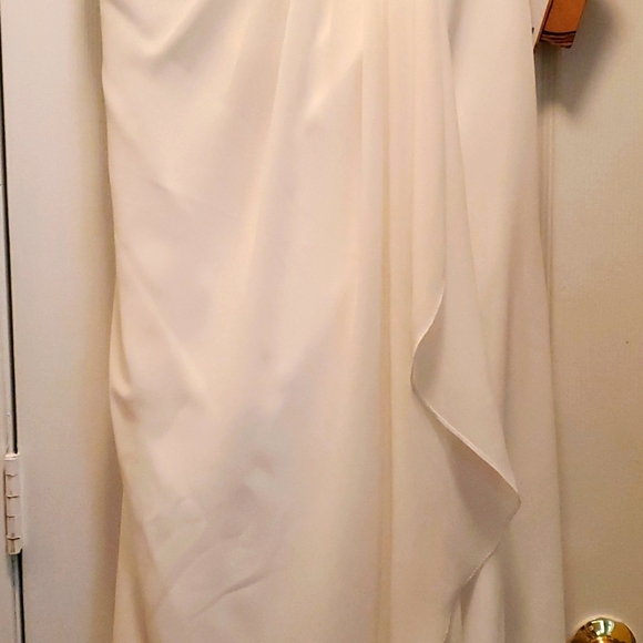 GRECIAN WEDDING GOWN BY LIGHT IN THE BOX SIZE 16 - Picture 3 of 10